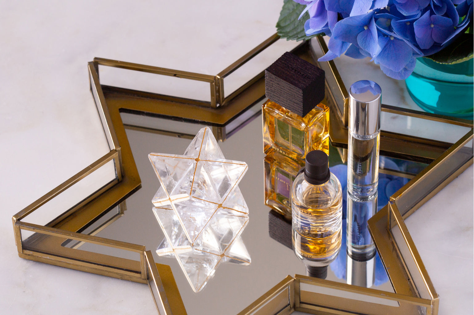 Star of David mirror tray within Radiant hanukkah gift set